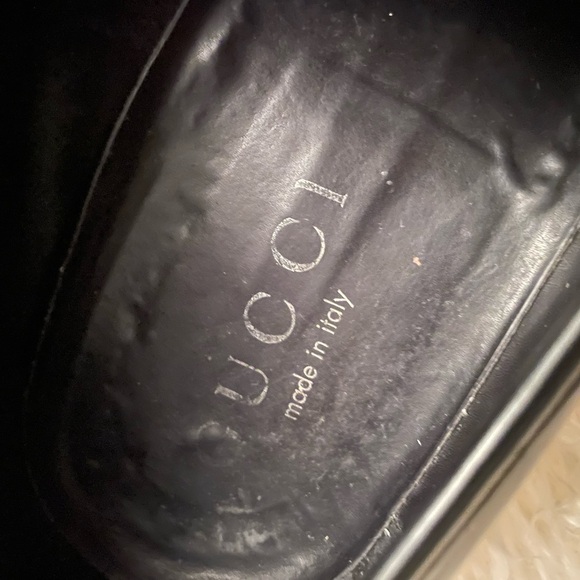 Stuff left behind…. Men’s black leather Gucci loafers size 12D - Picture 4 of 7